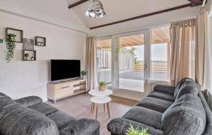 Pet Friendly Home In Stavenisse