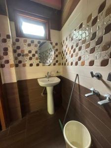 Pahadirovers Homestay & Cafe