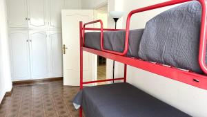 M404 - Marcelli, trilocale con giardino a due passi dal mare