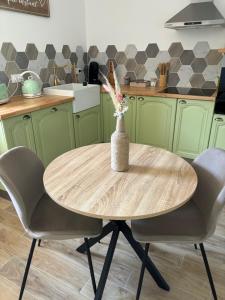 Maisons de vacances Gite a 10 min de Dinan avec bain nordique privatif : photos des chambres