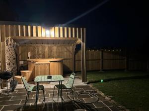 Maisons de vacances Gite a 10 min de Dinan avec bain nordique privatif : photos des chambres