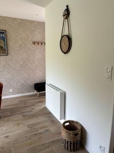 Maisons de vacances Gite a 10 min de Dinan avec bain nordique privatif : photos des chambres