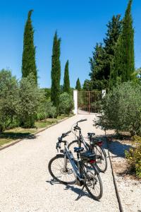 Maisons d'hotes La Bastide de Damien, 5 clefs Demeure d'Exception et Table Remarquable dans le guide Teritoria, JACUZZI Privatif, Cuisine etoilee Dominique Frerard : photos des chambres