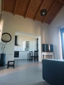 Newly built apartment in Kampani - Kambánion