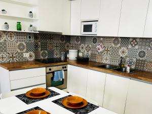 Quiet & spacious city center apartment - 4 min walk