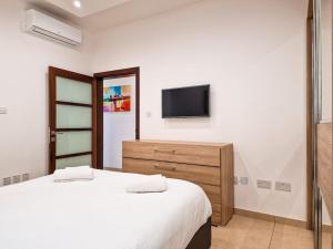 Joyful Stays Mellieħa - Modern 2 Bedroom Apt