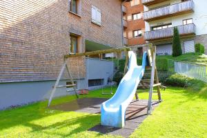 Verwall 1 Garten FeWo by Alpenfeder