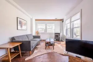 Serene Catskills Retreat with Deck - Neversink