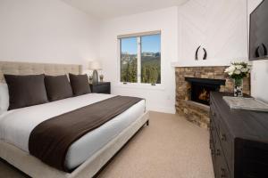12 Wildwood condo