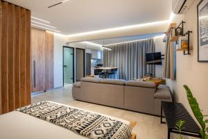 400 Steps Apartment with Sea View near Old Town