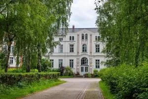 Herrenhaus Marienhof - Badendiek