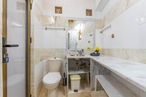 Pacos Resort Luxury Villa 18