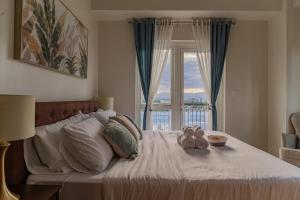 2 BR 5 pax Spacious Elegant Condo in Saint Dominique, Megaworld, Iloilo City