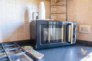 MrBrown - Vaticano Apartment