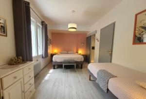 Appartements La Dame de coeur 05 : photos des chambres