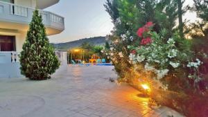 Villa Georgia With Pool