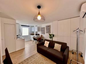 C003 Cosy a 200 m du Palais plein centre Cannes