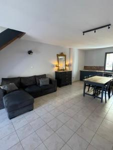 Maison de village avec jacuzzi et garage