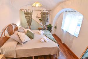 De Natura Partenope - Boutique Home