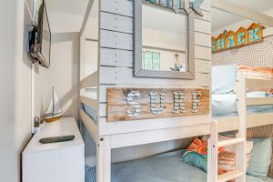 Myrtle Beach Coastal Cabana with Resort Amenities!