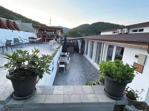 COMPLEX TURISTIC Gradina de corzi si Aventura Eselnita