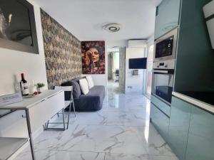 New Attic with Terrace and Air Conditioning at Las Canteras Beach Parking Optional