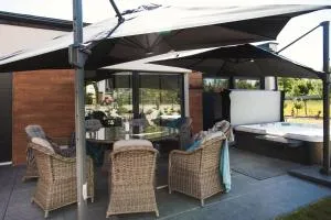 Domek Gucci - Rzuchów