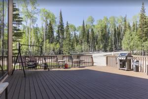 Mountain Getaway and Pool at Brian Head Ski Resort