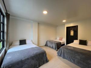 Presidencial Penthouse - 2 Bedrooms 3 Bath