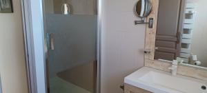 Appartement avec jardin et piscine