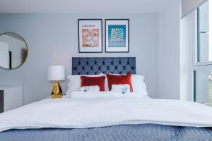 Parking - LastMinDeals - 2Bed