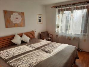 Gallery - Terrasse mit Seeblick und Garten