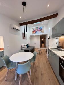 Appartements Charmant appartement au coeur de villeneuve loubet : photos des chambres