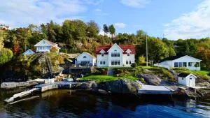 Leilighet ved sjøen i idylliske Risør - Gjeving