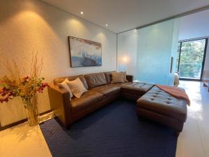 Luxurious stay at modern apartment (Equipetrol)