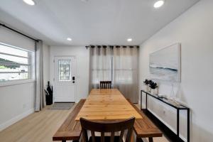 Lakefront private oasis in Tampa Bay