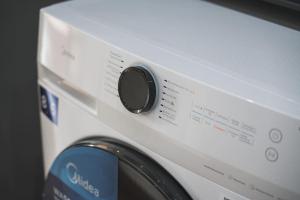 ES02 schönes Apartment für Teams - 2 Schlafzimmer, 4 Einzelbetten, Nähe Messe