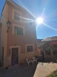 El Castillejo de Camarena de la Sierra - Arcos de las Salinas