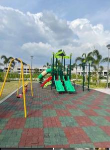 Cozy Condo in Clark Pampanga with Free Parking & Pool Access