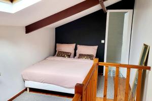 Appartements Le Petit Noisy entre Paris et Disney, proche Centrex avec Jardin privatif et parking : photos des chambres