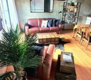 Apartment 3 - Haddin Court - Industrial Glam - Kaituna