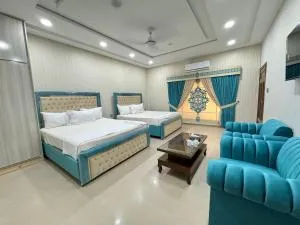 Royal Blue Inn F-10 - Sihāla