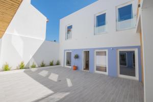 Villa Harbour Rooms & Apartments