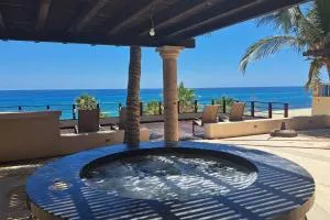 Lujosa casa a la orilla del mar y espectacular vista - Los Barriles