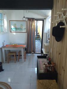 Sambaqui - Casa de Hóspedes Kitinet