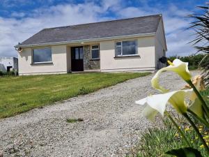 Houses by the Sea An Fód Dubh
