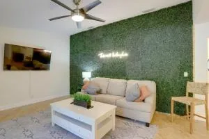 Spacious Largo Retreat Private Pool and Yard! - Four Corners