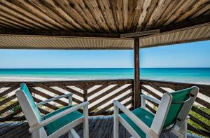 New Listing Stunning view Cypress Beachfront suite