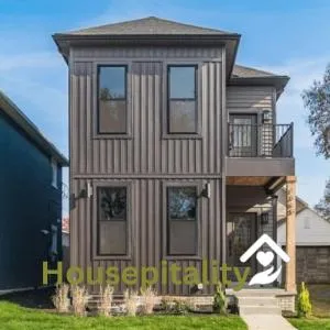 Stylish 4BR in Merion Village PD - Lockbourne