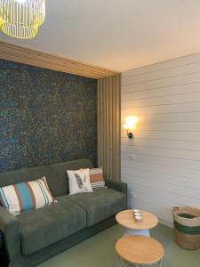 Appartements La Suite Unique - Le jardin sur les Pyrenees- vue panoramique montagne -jardin cloture prive de 100m2-Parking-Linge de lit et serviettes compris- : photos des chambres